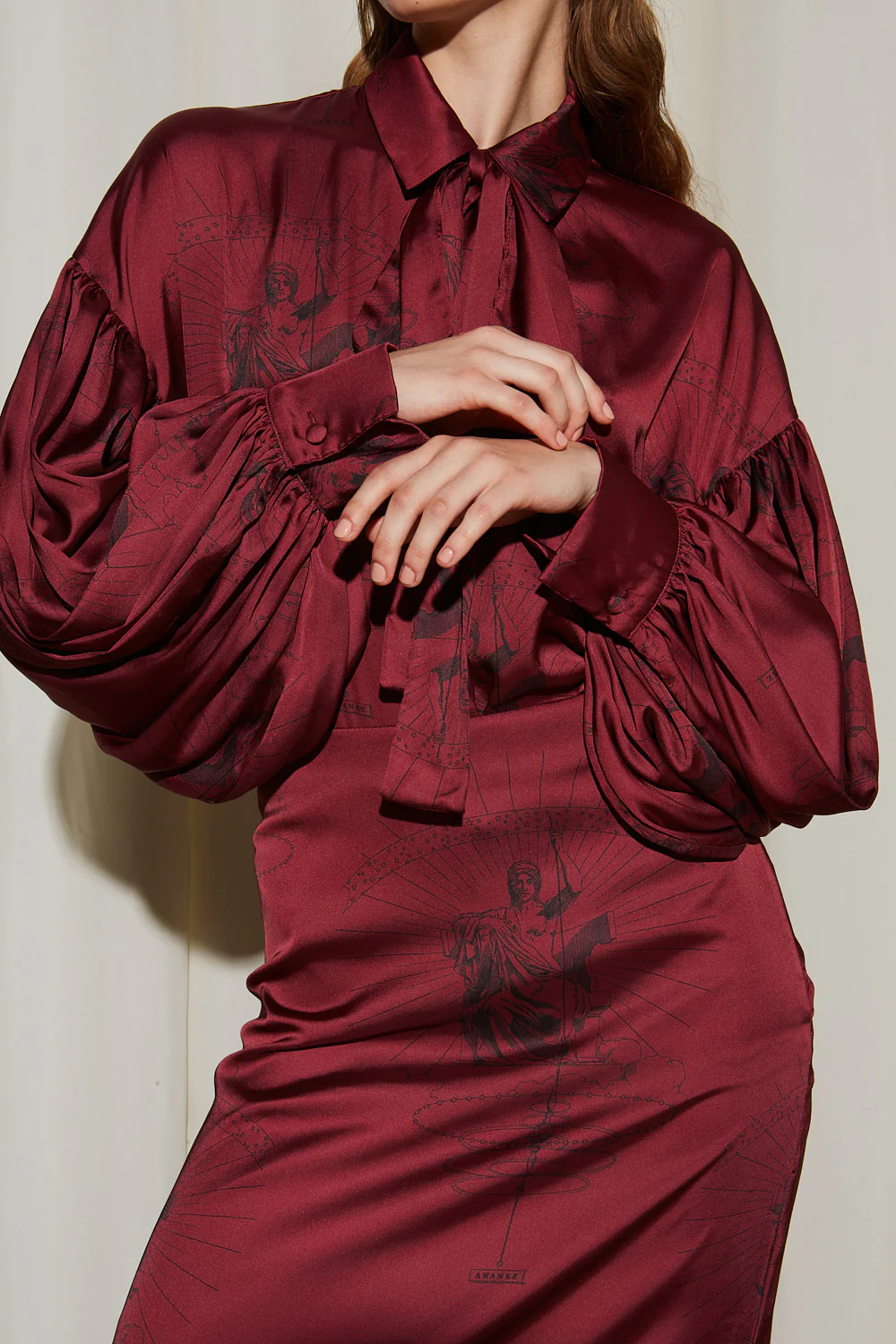 Ananke satin printed burgundy skirt - Image 5