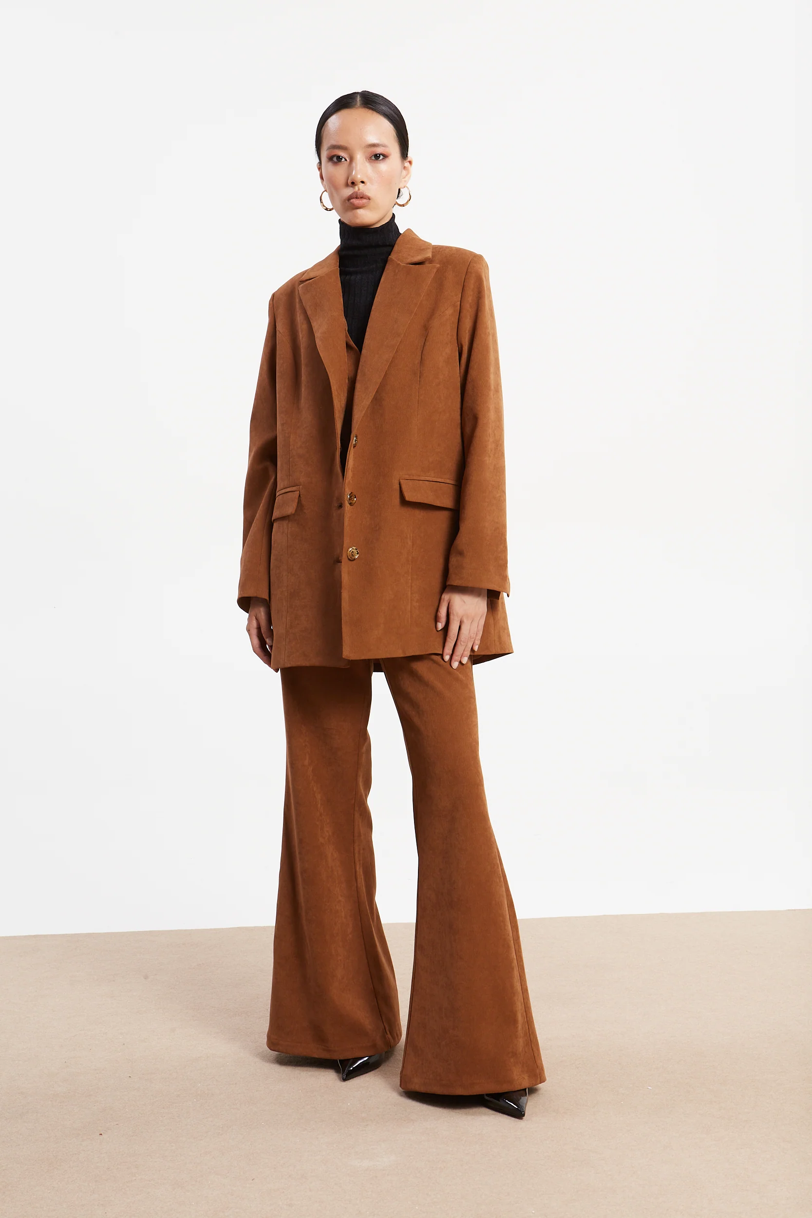 Andrea camel flare pants - Image 2