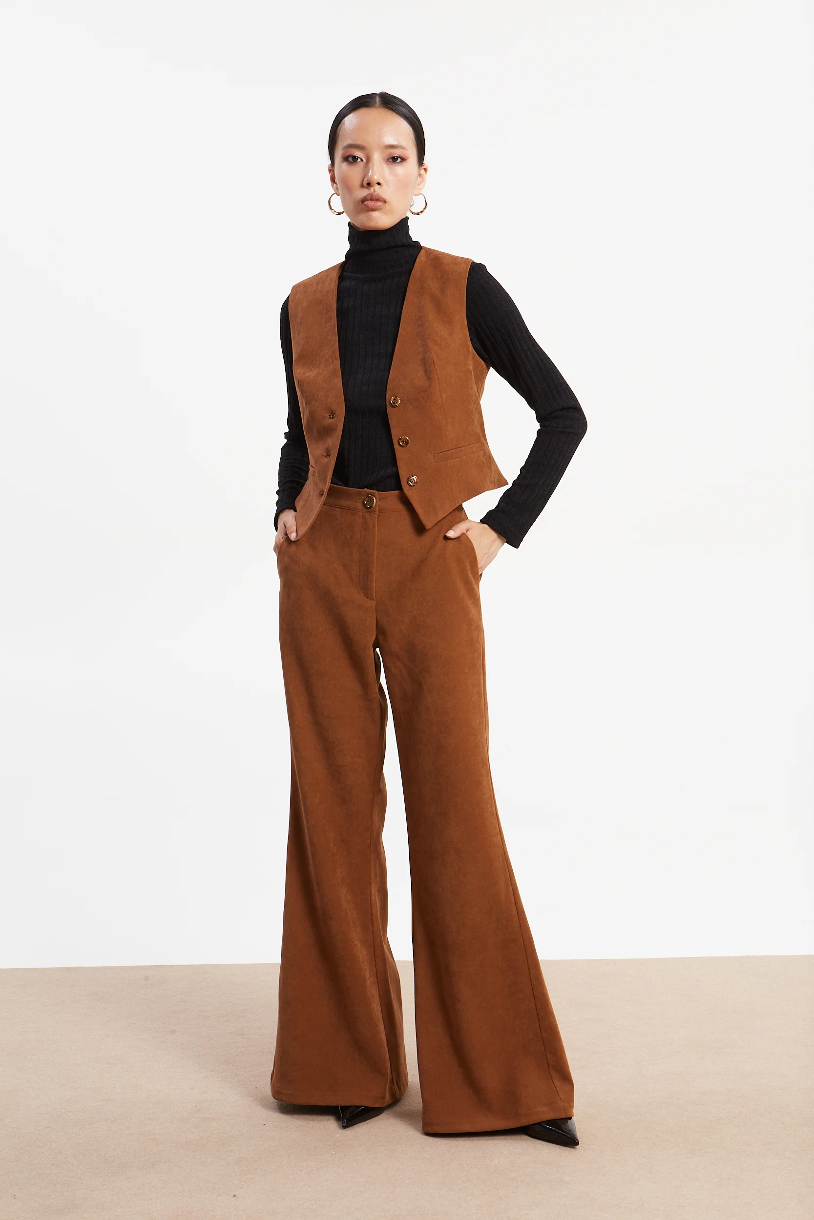 Andrea camel flare pants - Image 4