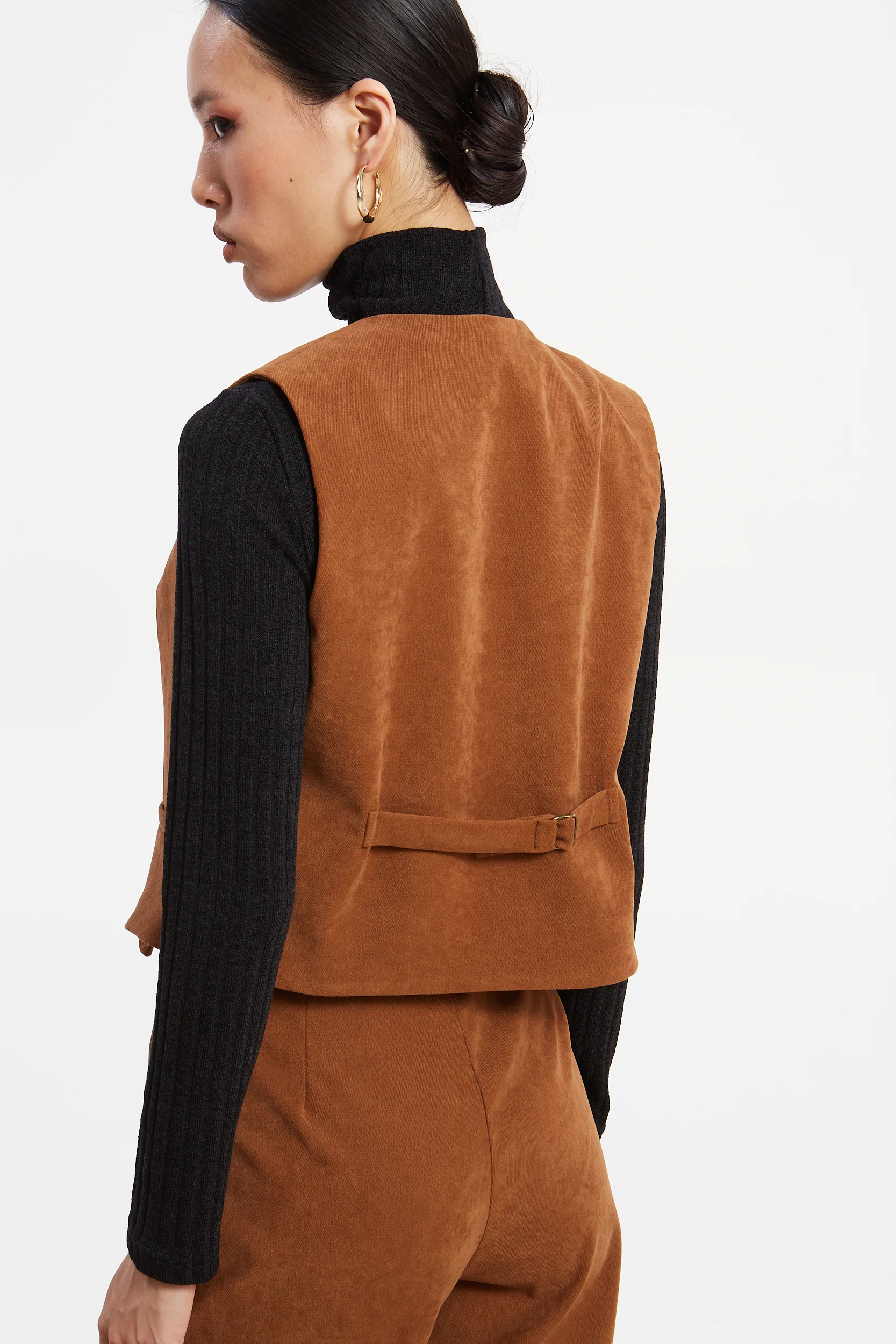 Andrea camel vest - Image 2