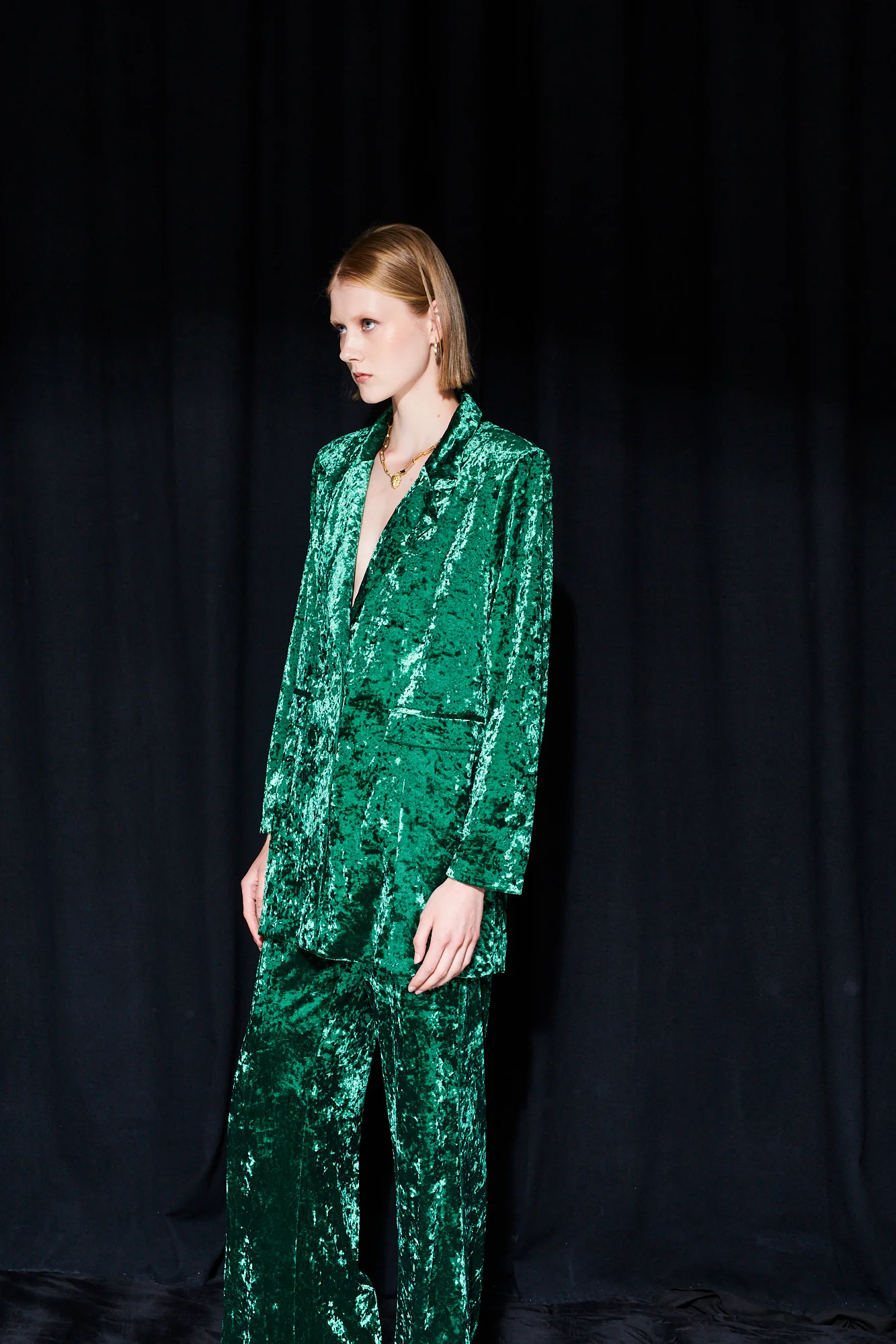 Annabel velvet green pants - Image 5
