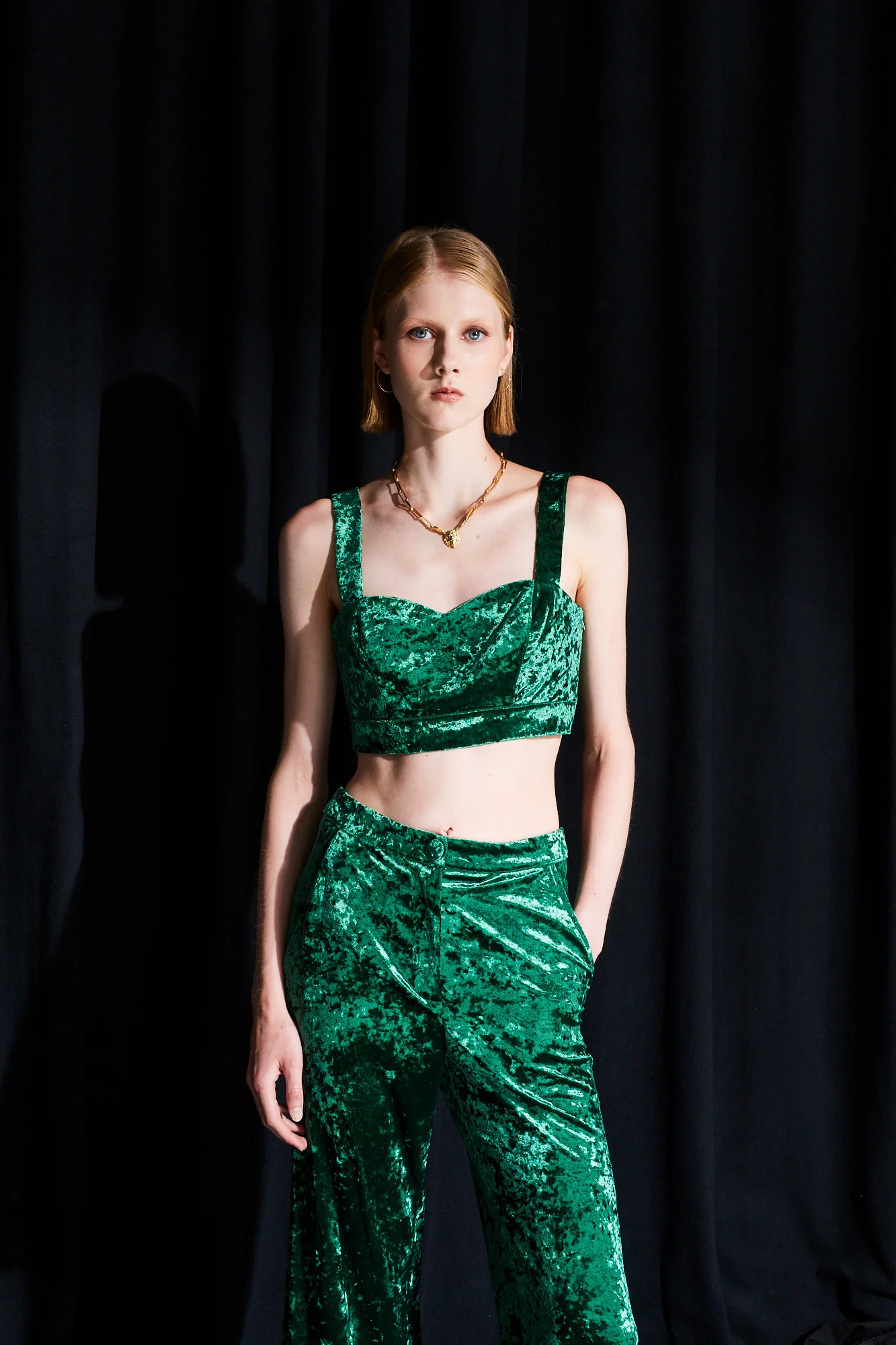 Annabel velvet green pants - Image 6