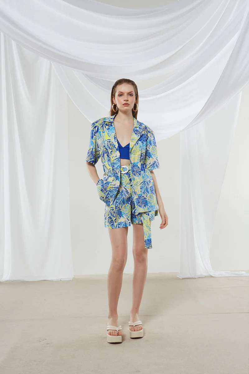 Chloe cotton short sleeve blazer - Image 3