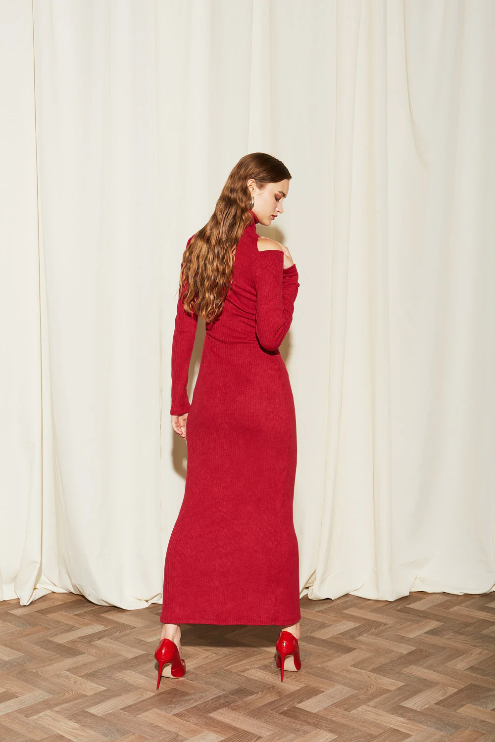Clara rib knit red dress - Image 6