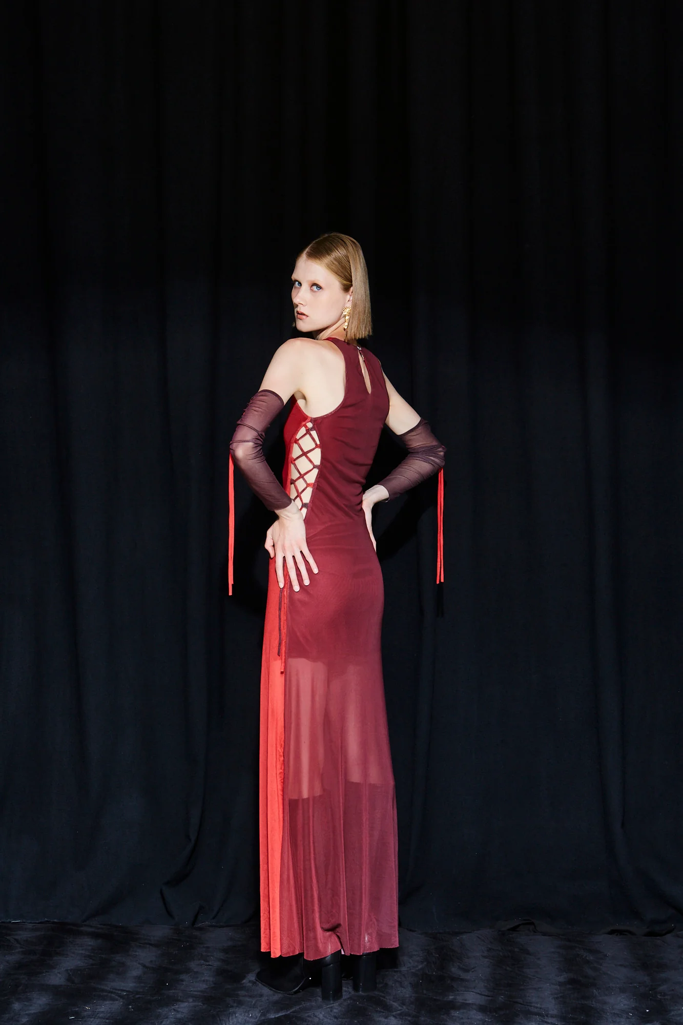 Dakota gradient red sleeveless mesh dress - Image 5
