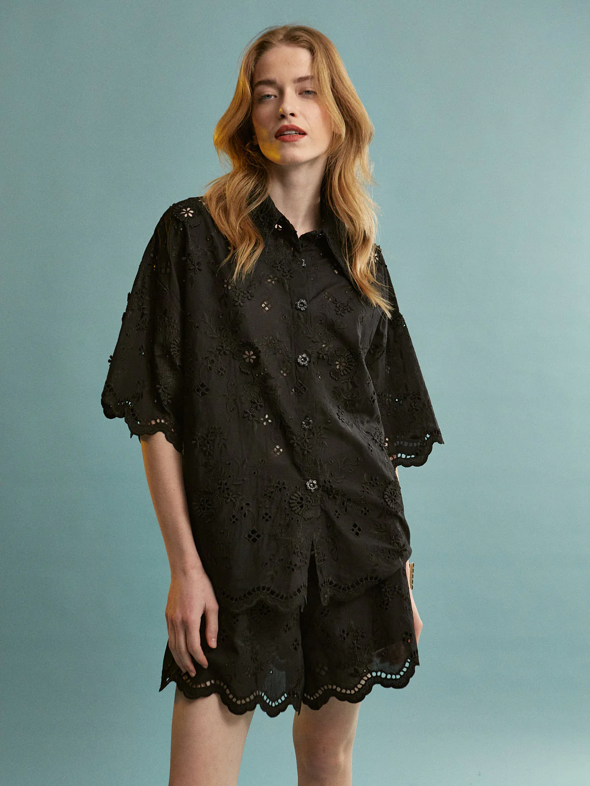 Denise cotton broderie black shorts - Image 4