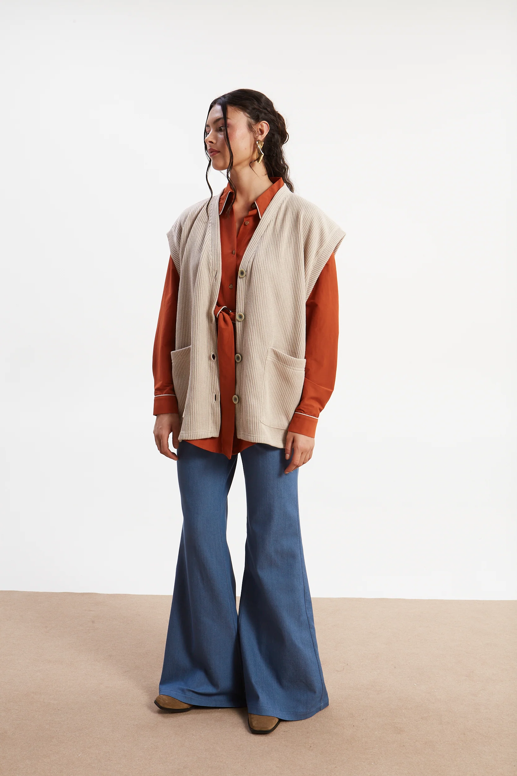 Dorothy knitted ecru vest - Image 4