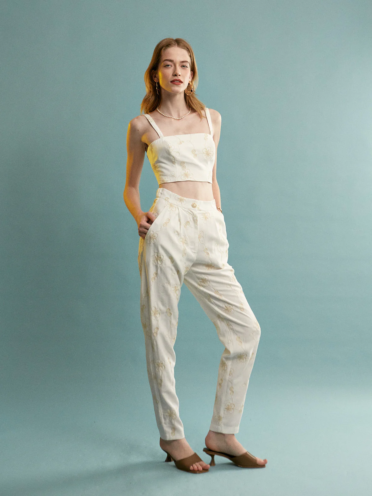 Grace embroidered ecru pants - Image 3