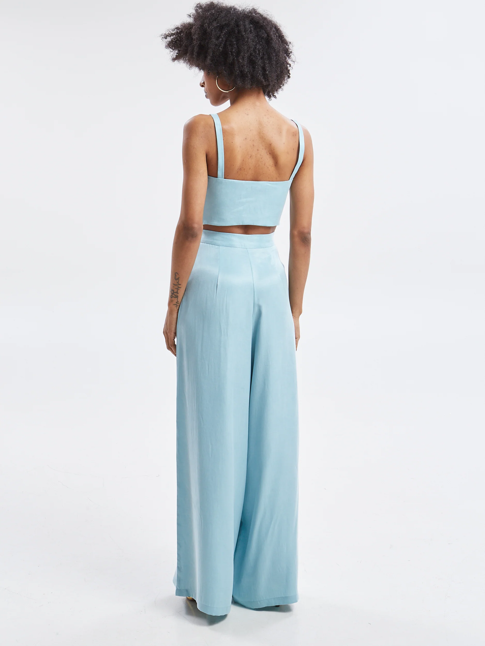 Ilyra lyocell azure cropped top - Image 3