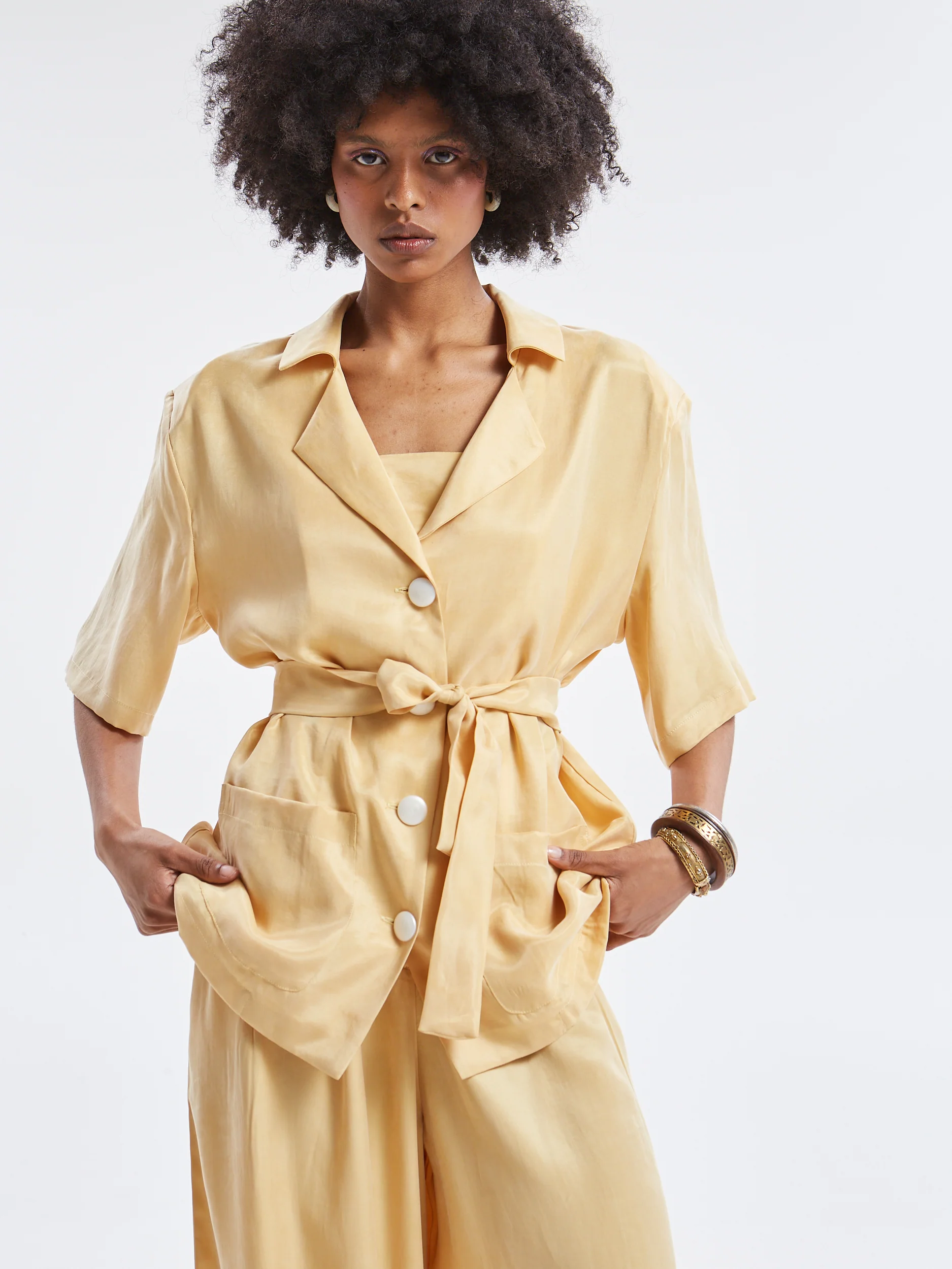 Ilyra lyocell short sleeve banana blazer