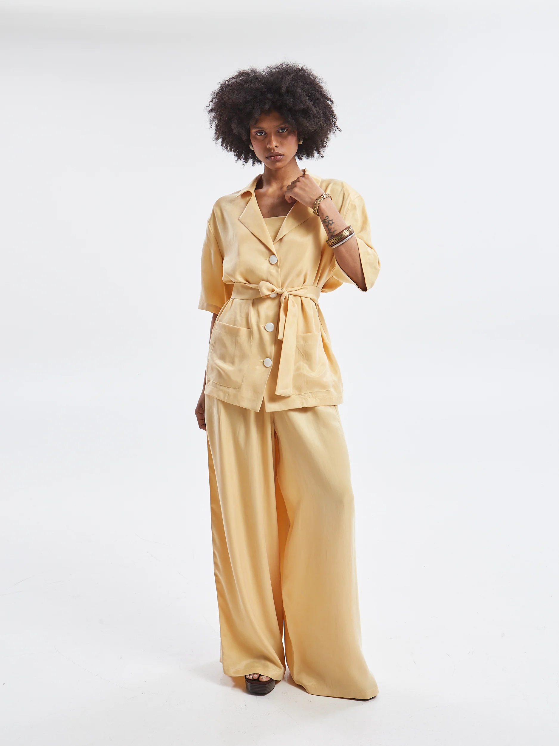 Ilyra lyocell short sleeve banana blazer - Image 3