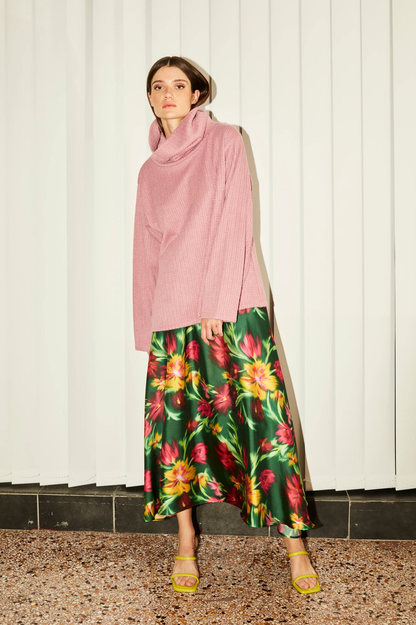 Isabella wide satin skirt - Image 3