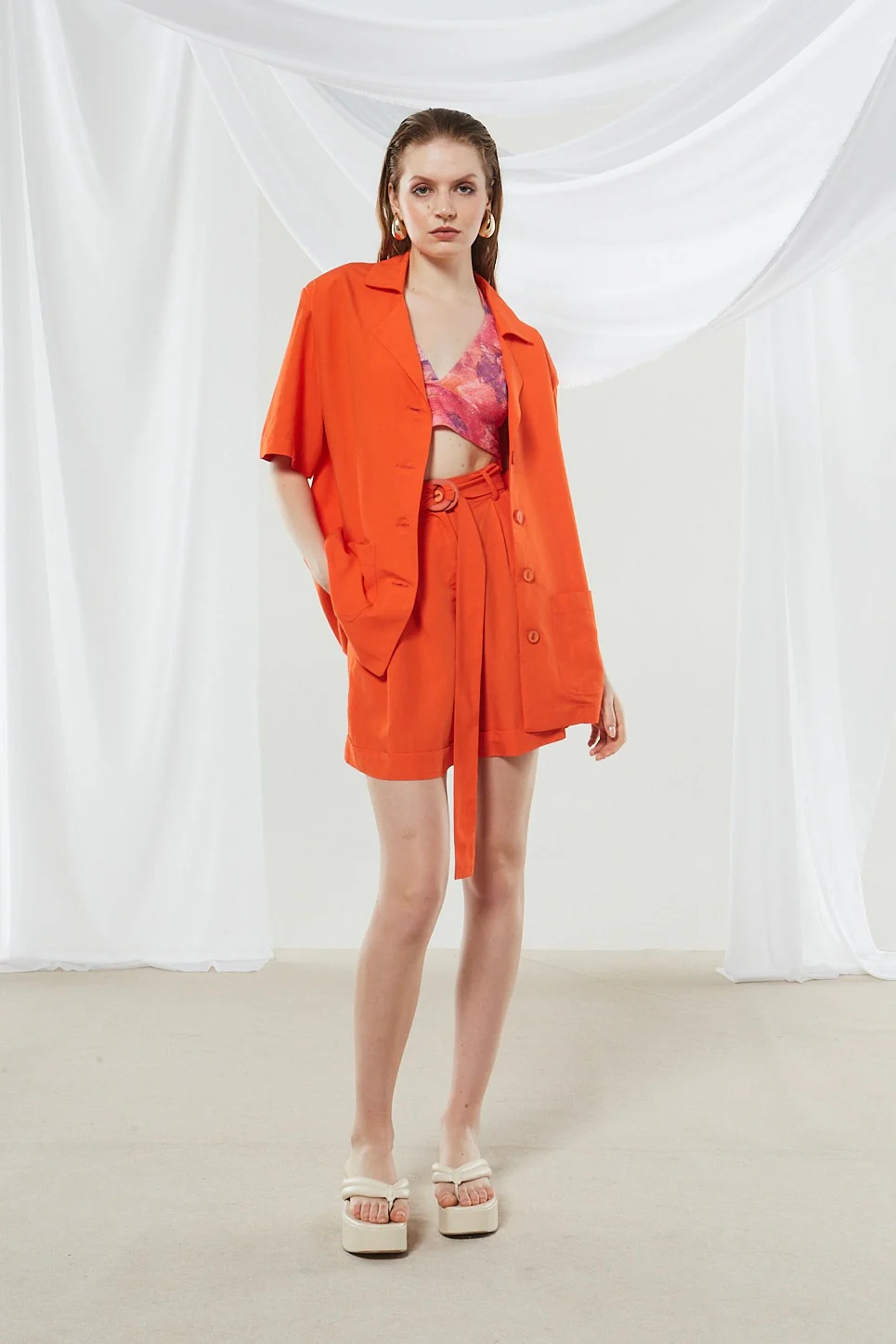 Ivy coral red shorts - Image 11