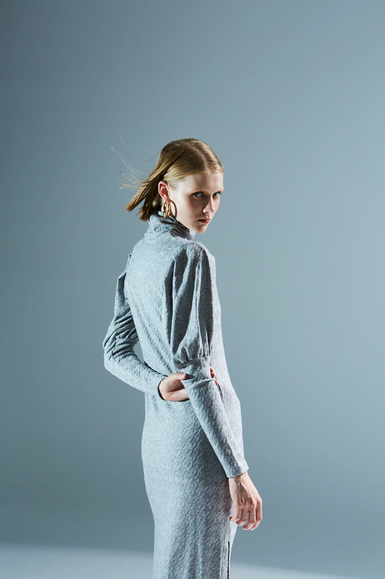 Kassandra turtleneck knitted grey dress - Image 5
