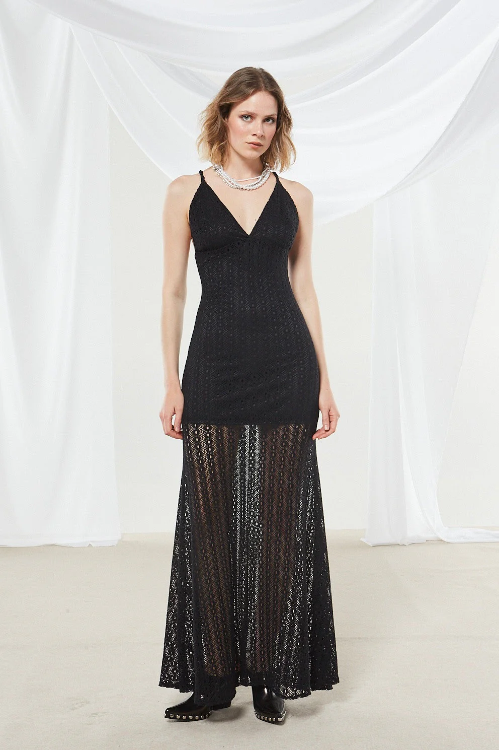 Lotus knitted black dress - Image 3