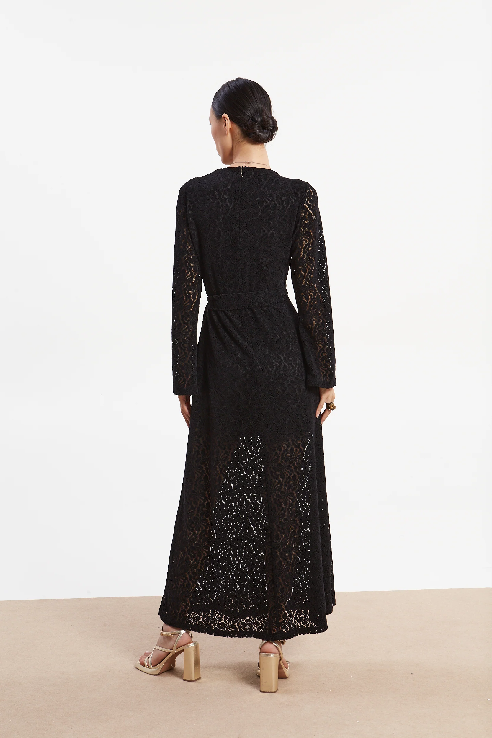 Luna black lace dress - Image 3