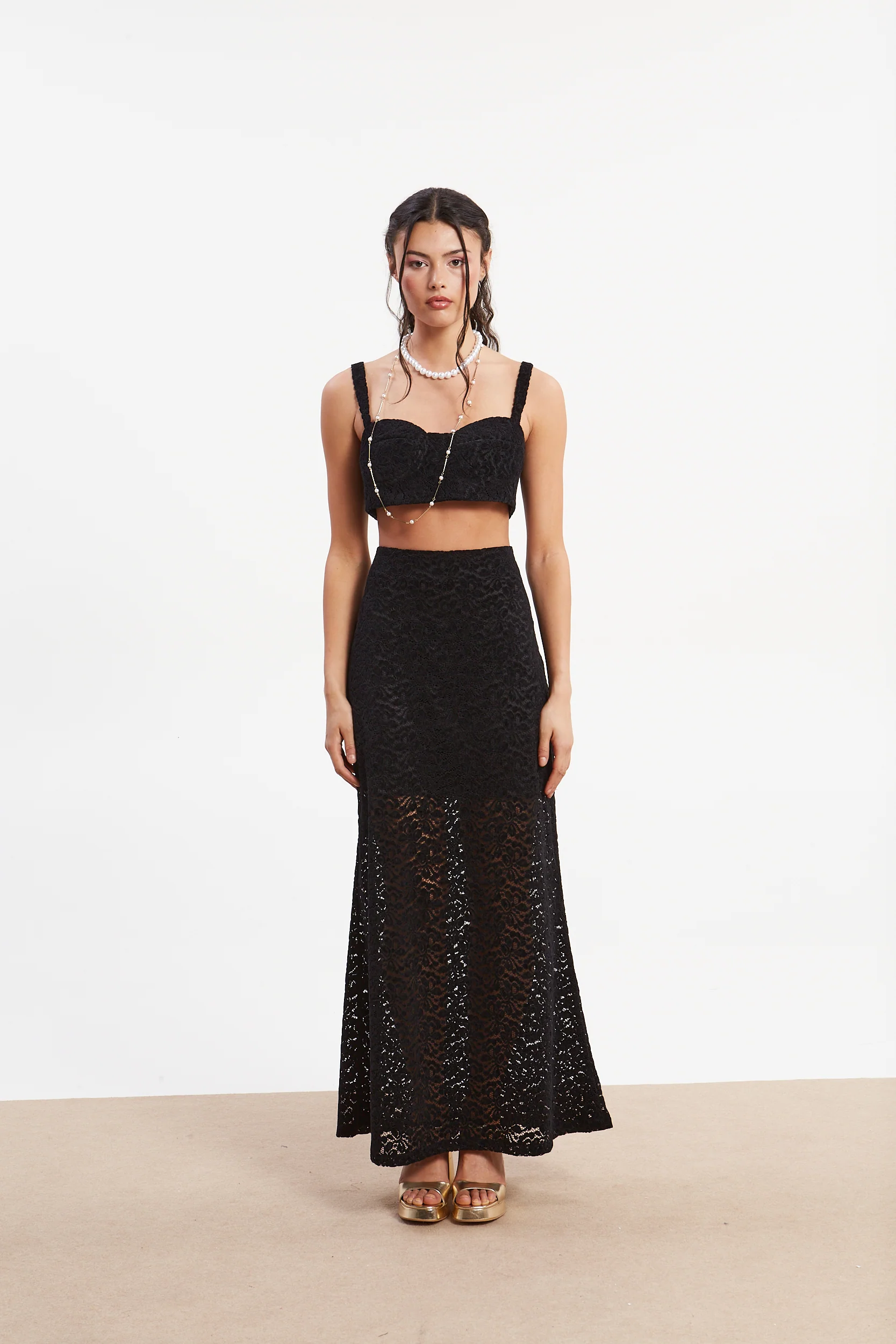 Luna black lace skirt - Image 3