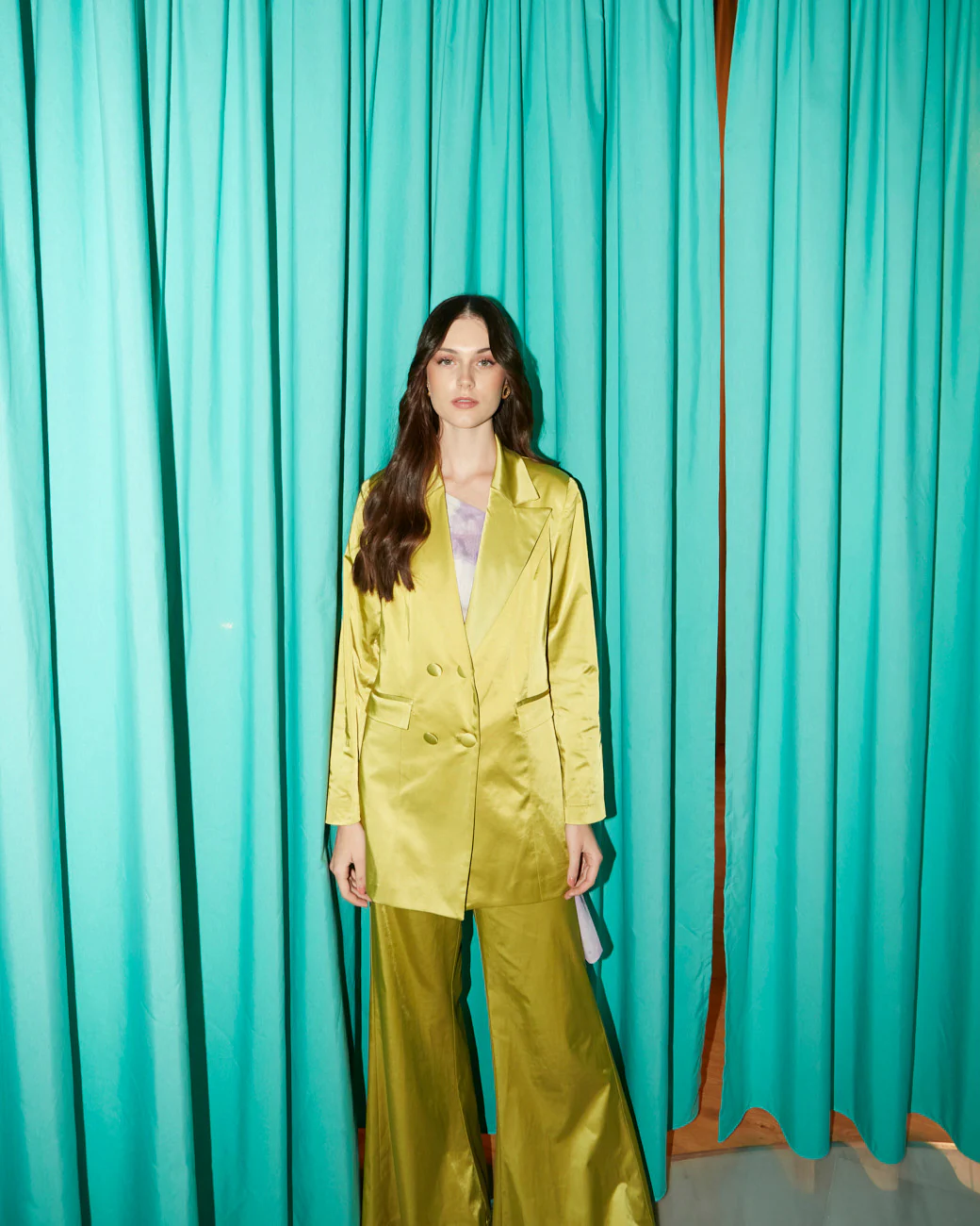 Luna shiny cotton olive pants - Image 8