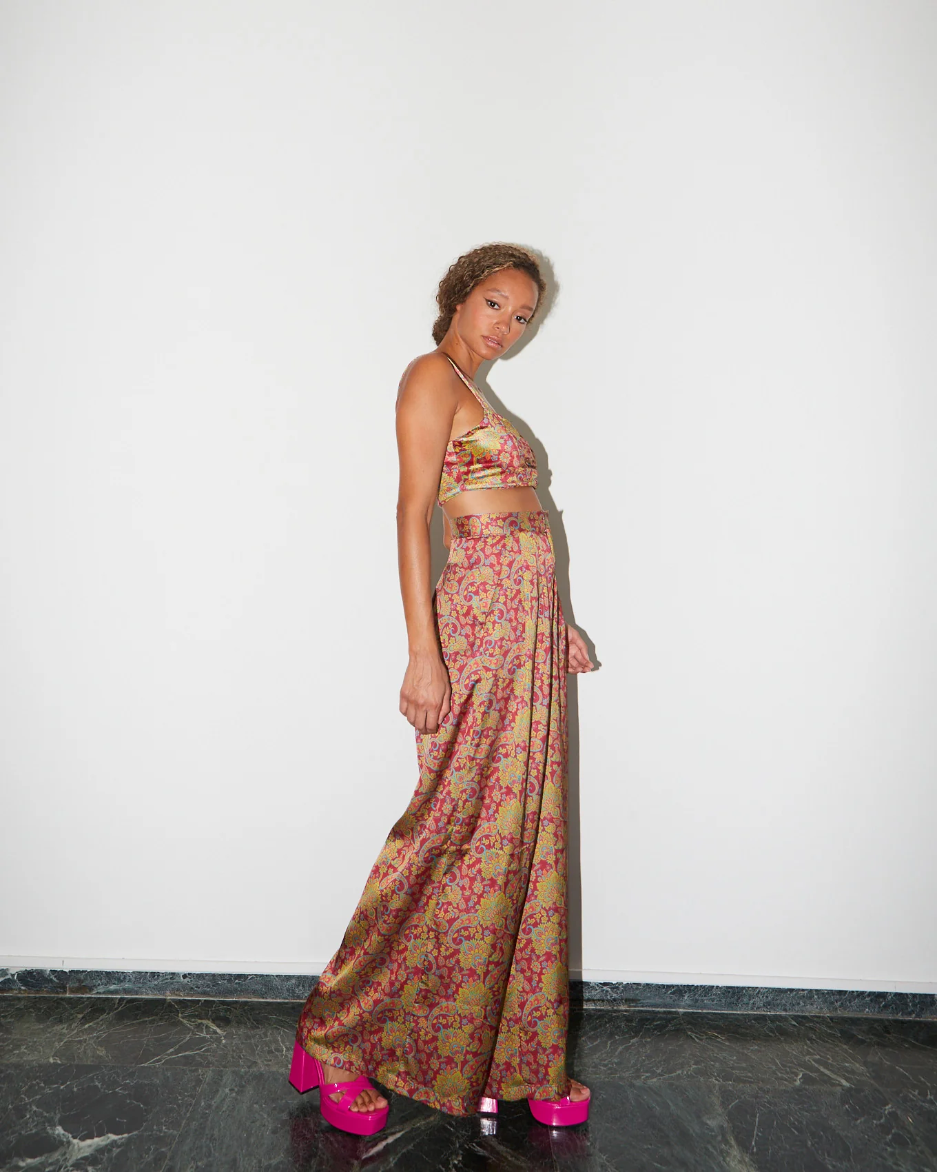 Lysandra satin printed wide pants - Image 3