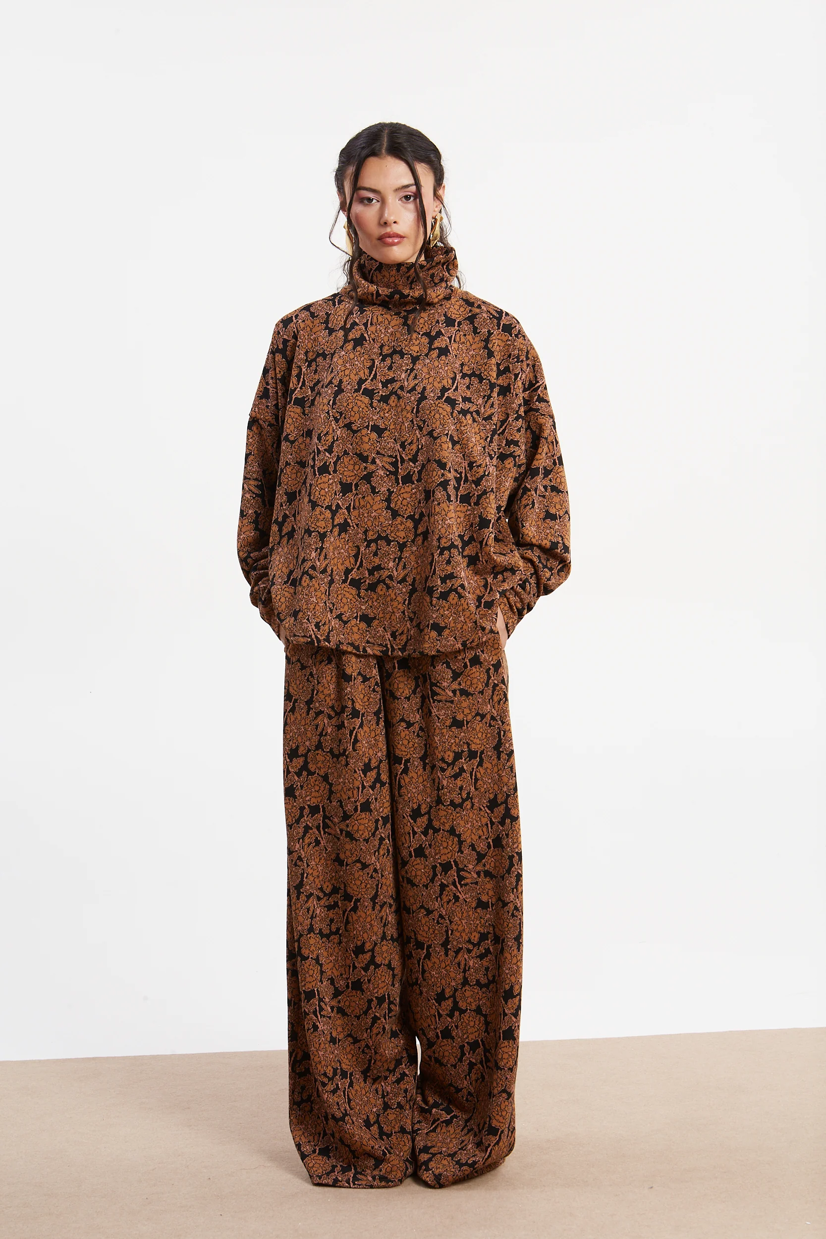 Maeve floral brown pants