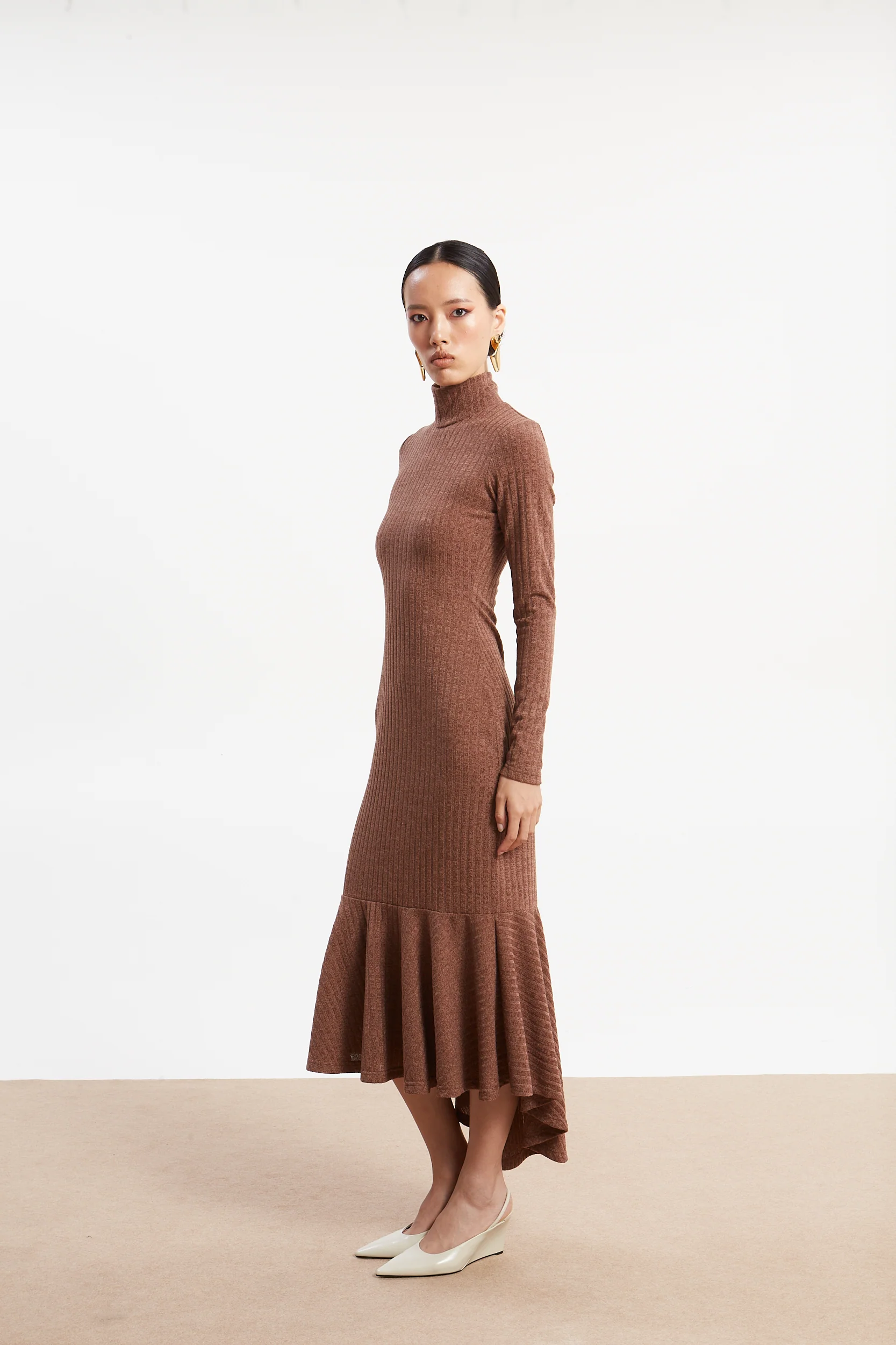 Matilda rib knit turtleneck camel dress - Image 4