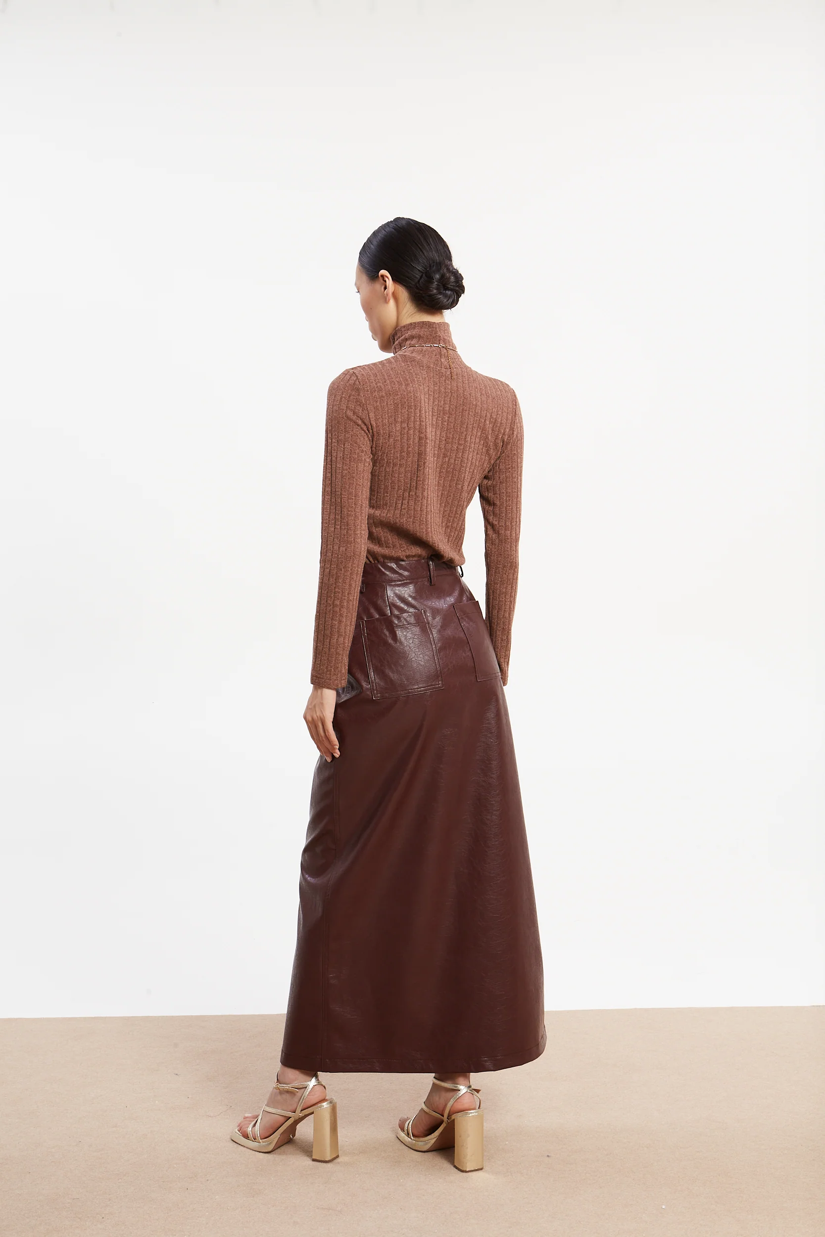 Matilda rib knit turtleneck camel top - Image 3