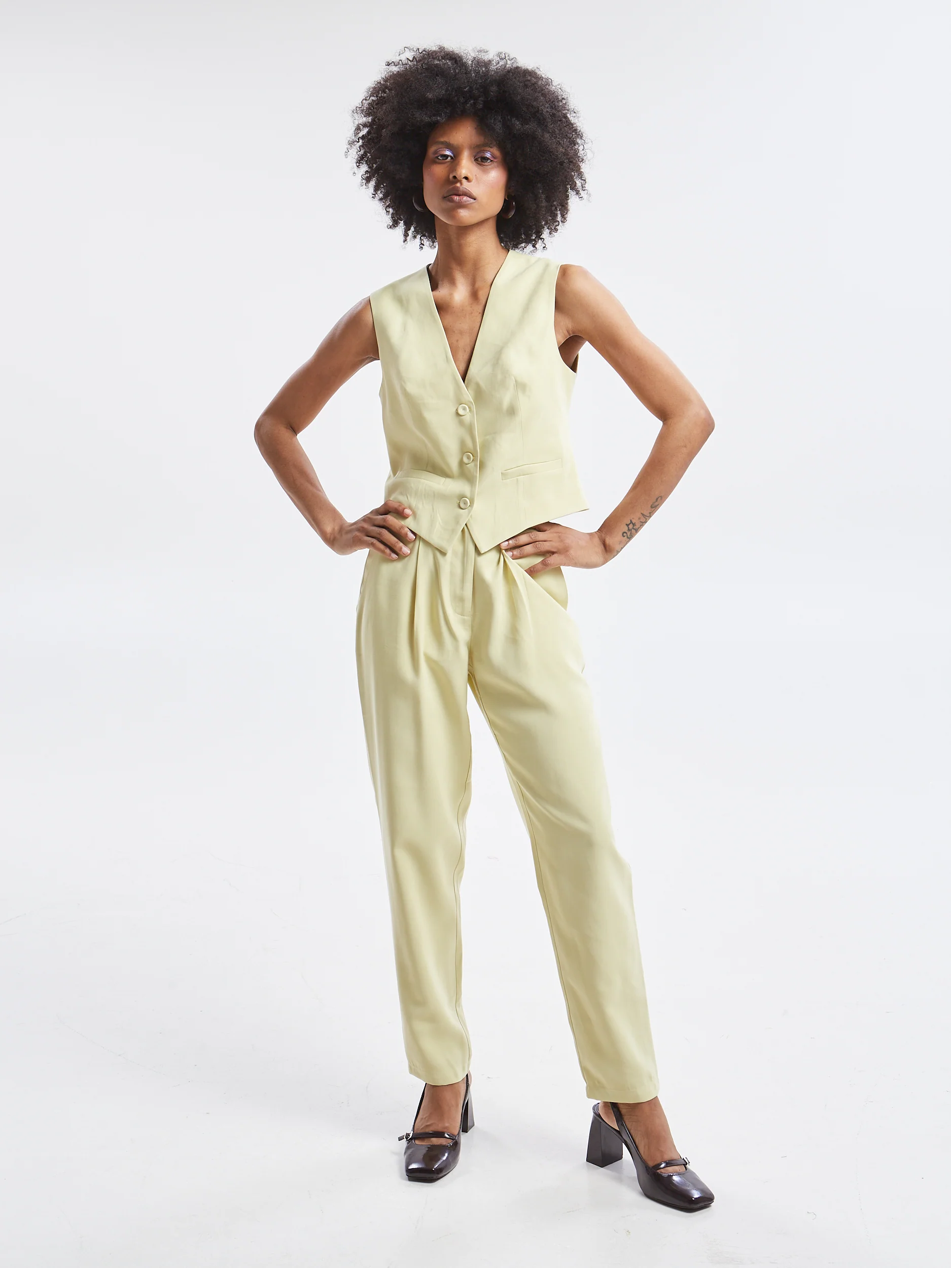 Mireya banana vest - Image 3