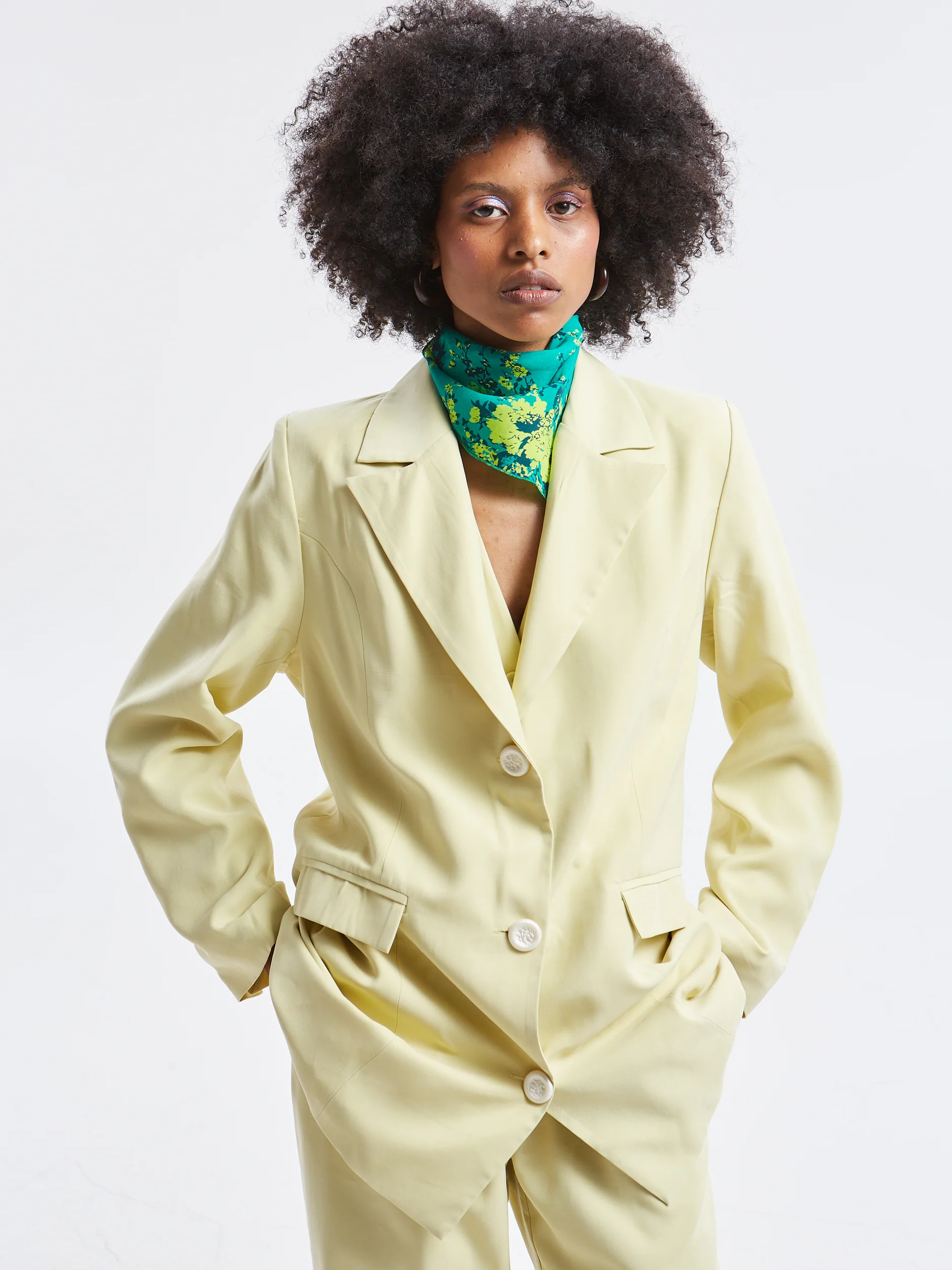 Mireya oversized banana blazer - Image 2