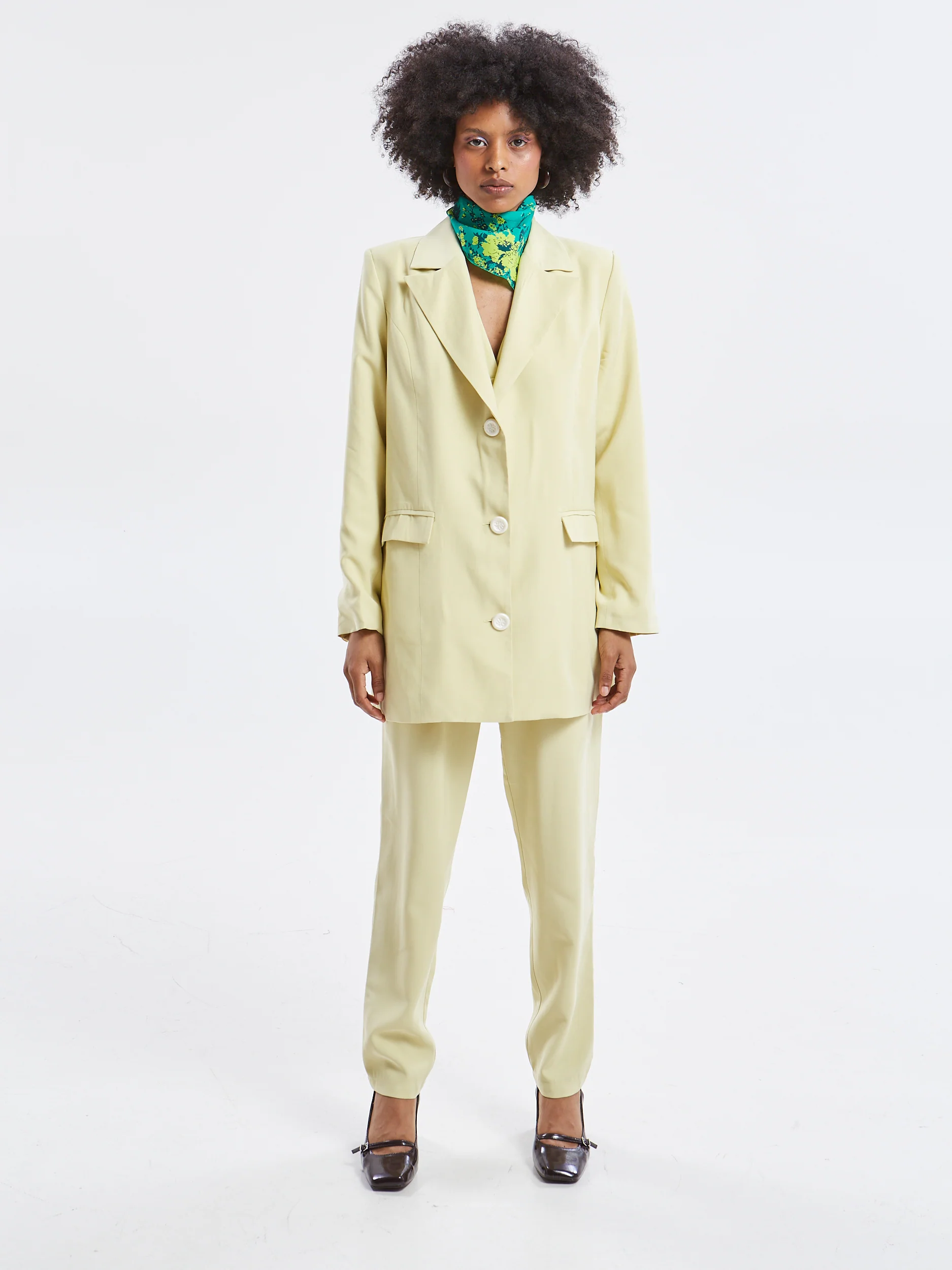 Mireya oversized banana blazer - Image 4