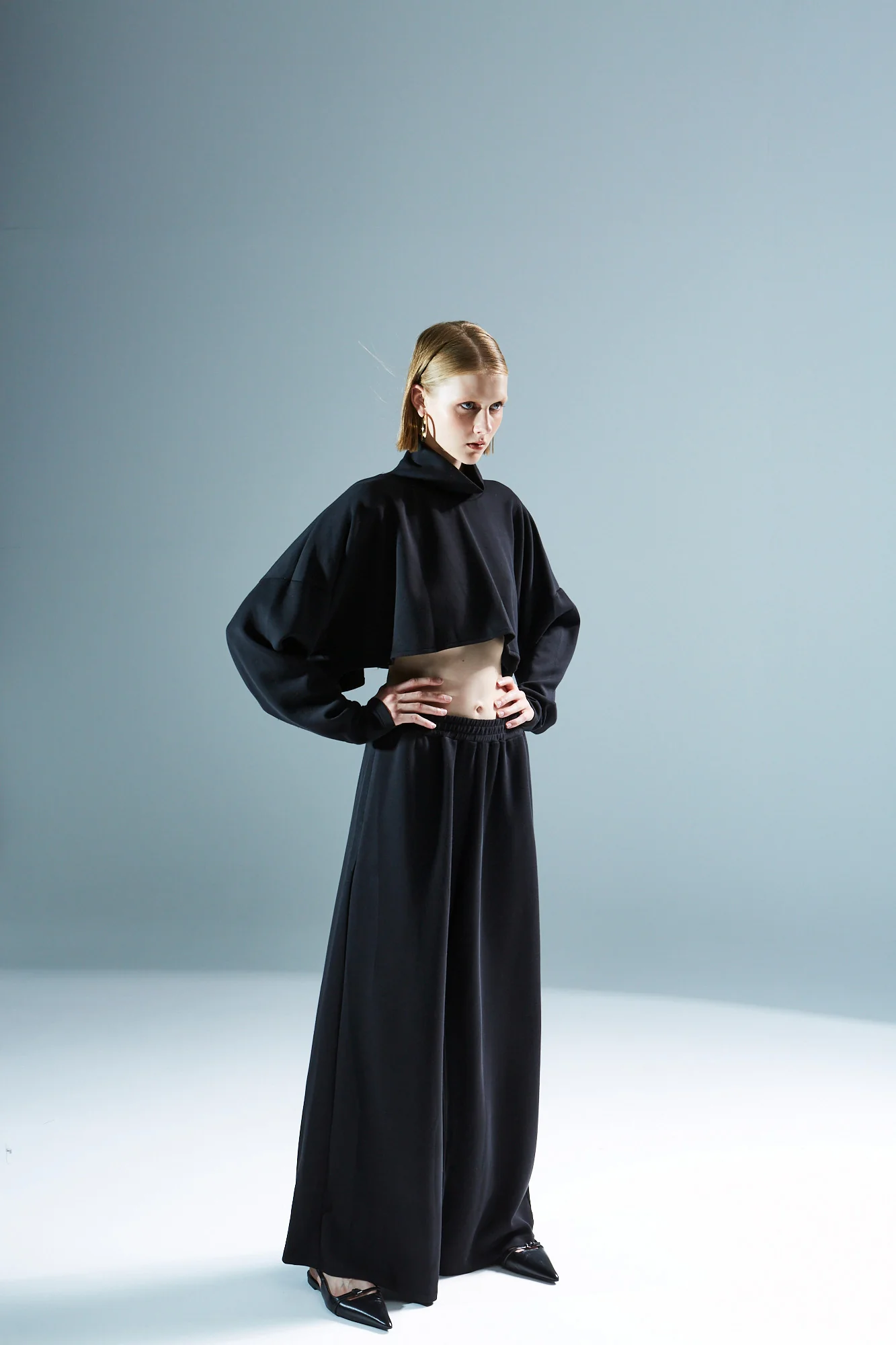 Roisin oversized black top - Image 4