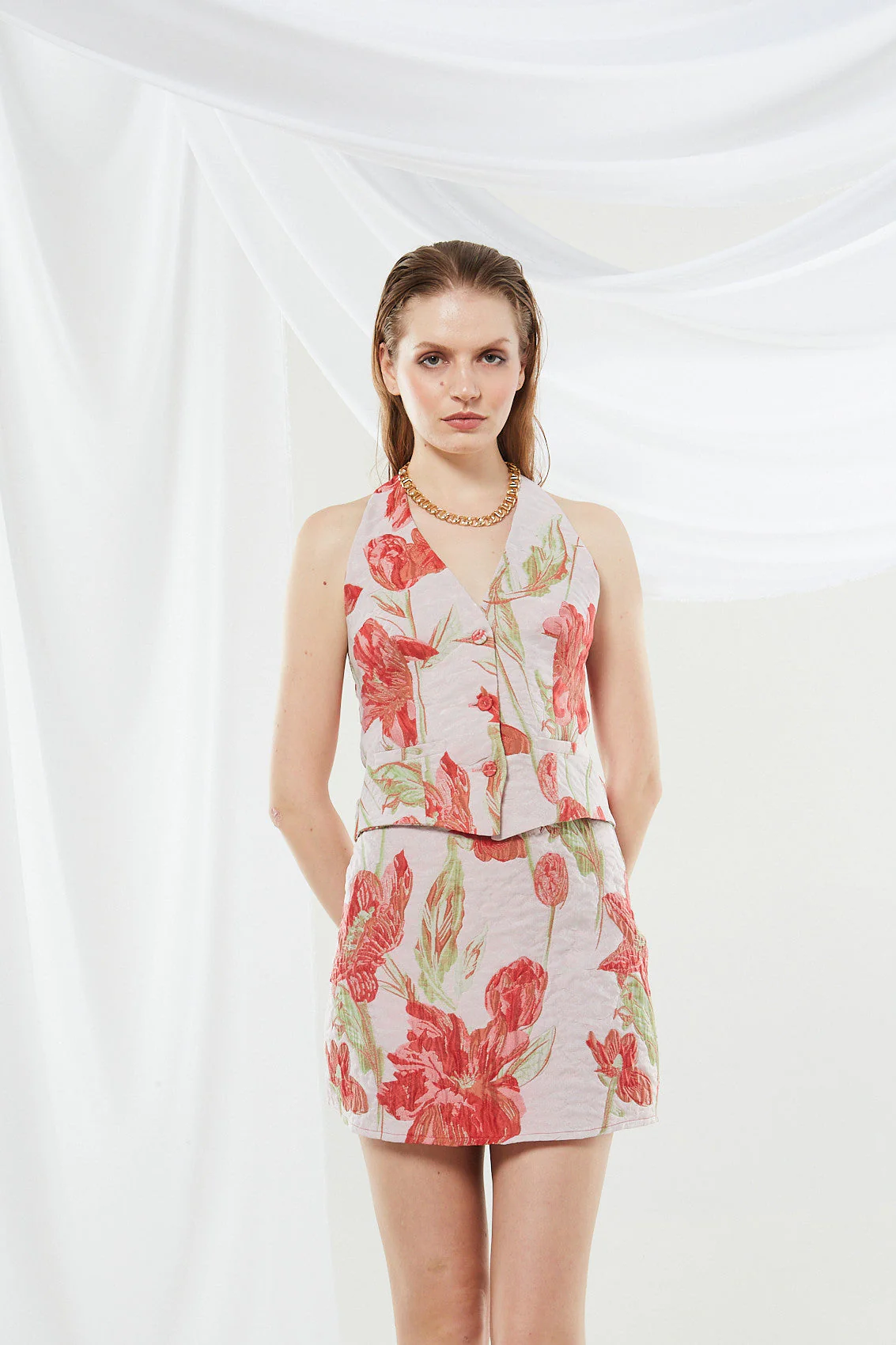 Rose brocade mini skirt - Image 3