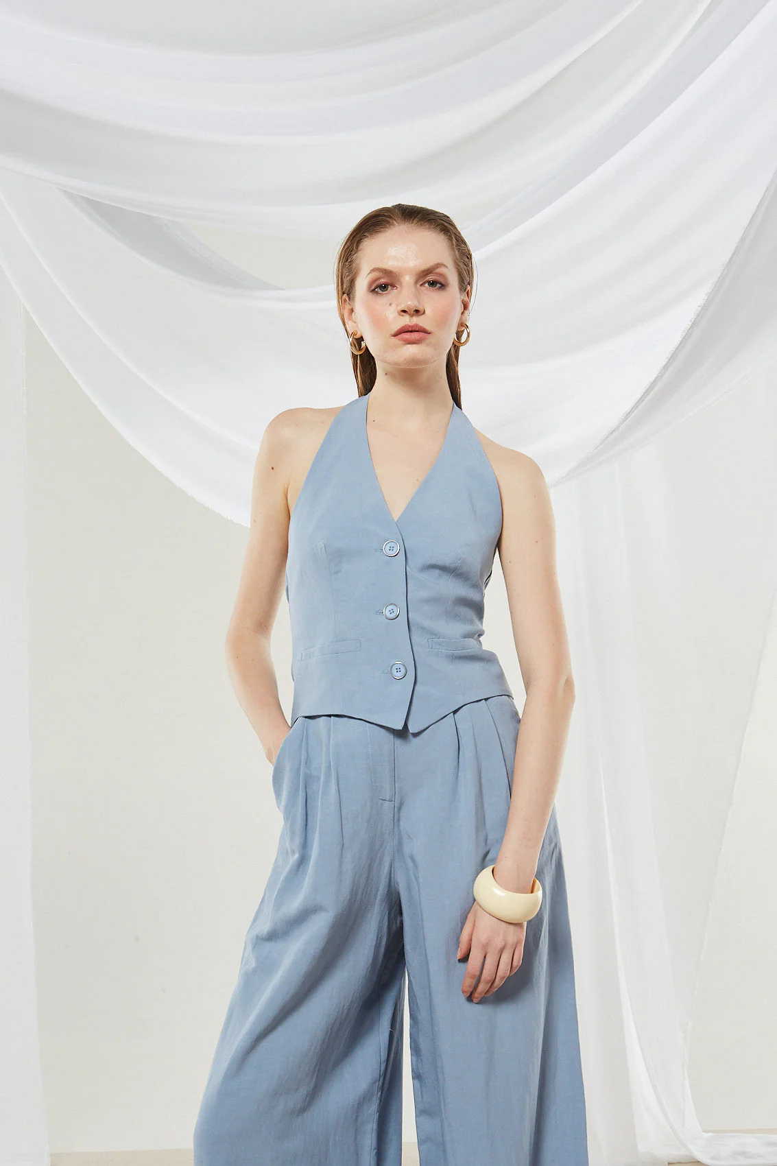Senna ciel vest