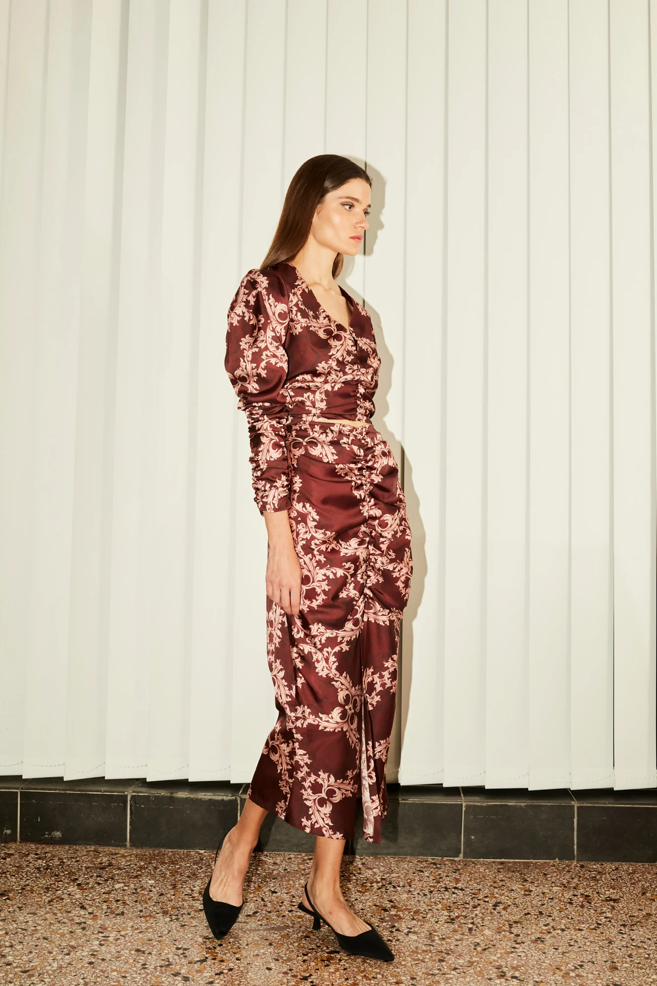 Valentina draped burgundy skirt - Image 4