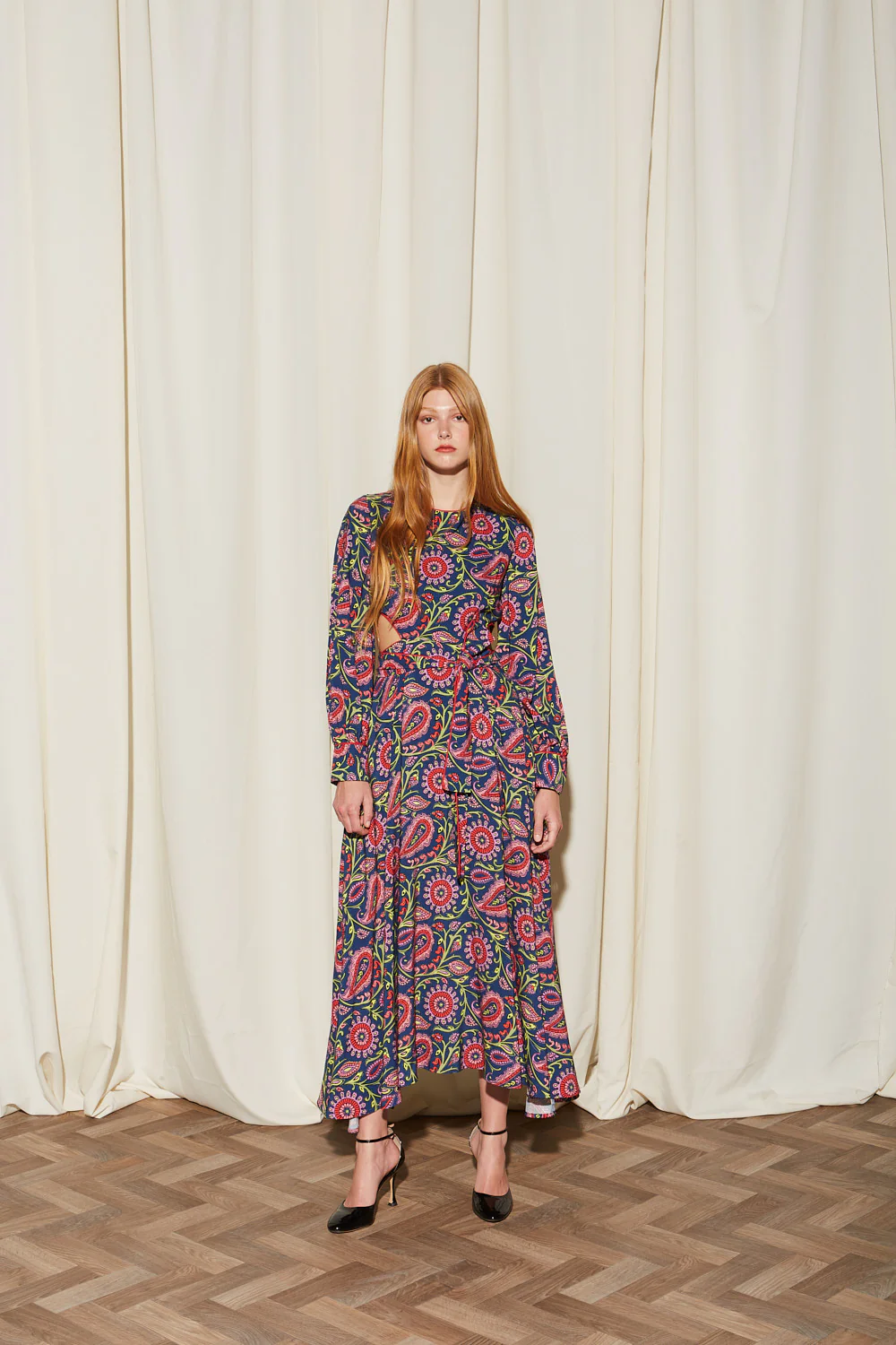 Vivienne viscose cut out dress - Image 3